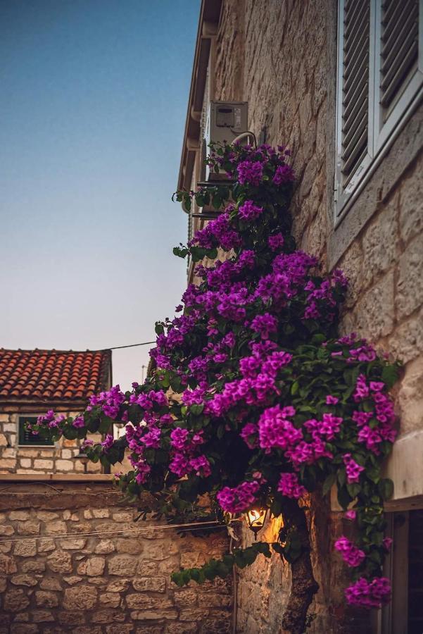 Carol Rooms Trogir Exterior foto
